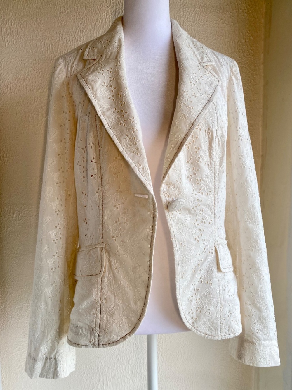 Rebecca Taylor ivory eyelet lace fitted cotton blazer Size 6 - Picture 7 of 14